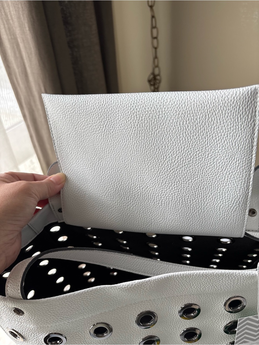 Deuc Lux white tote grommet bag NWT - Picture 10 of 10